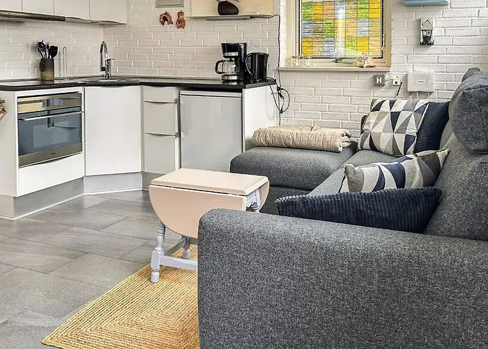 4 Person In Grasten-by Traum Gråsten